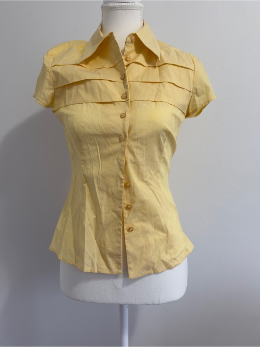 Mexx Pale Yellow Short-Sleeve Button-Front Blouse